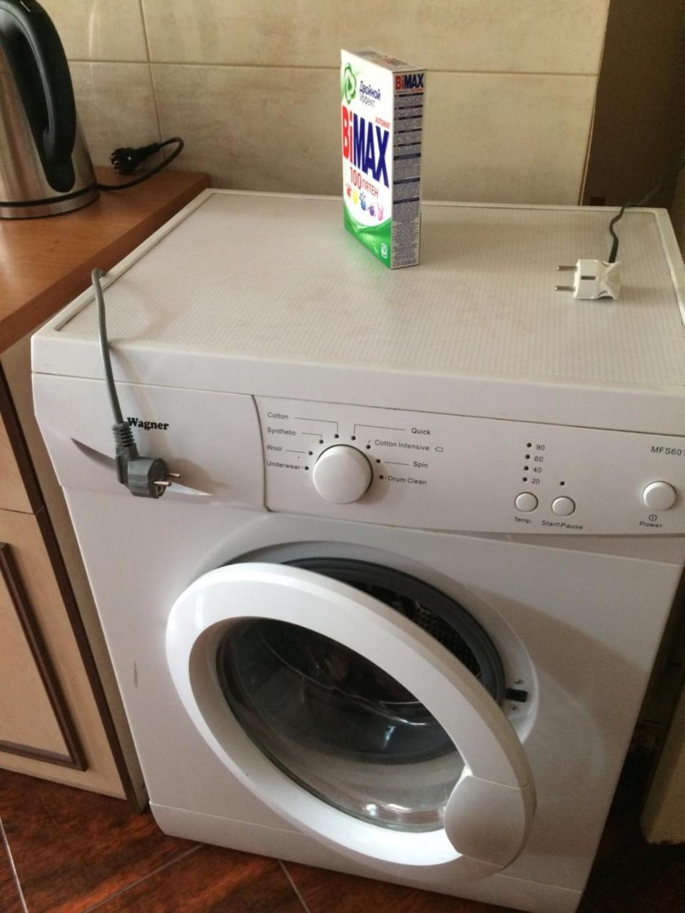 Cozy, Warm & Cheap Apartment Tbilisi Luaran gambar